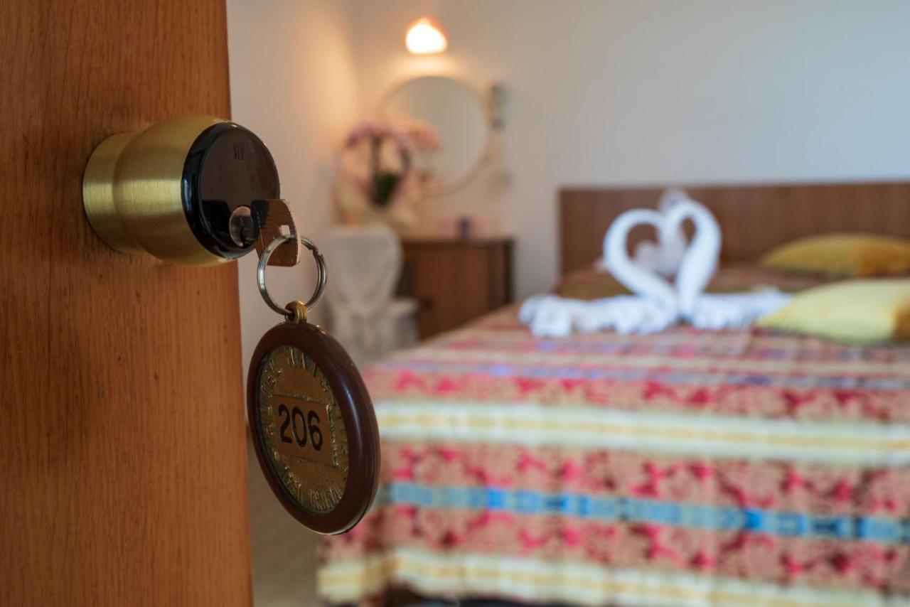 Hotel Majestic Bellaria-Igea Marina Exterior foto