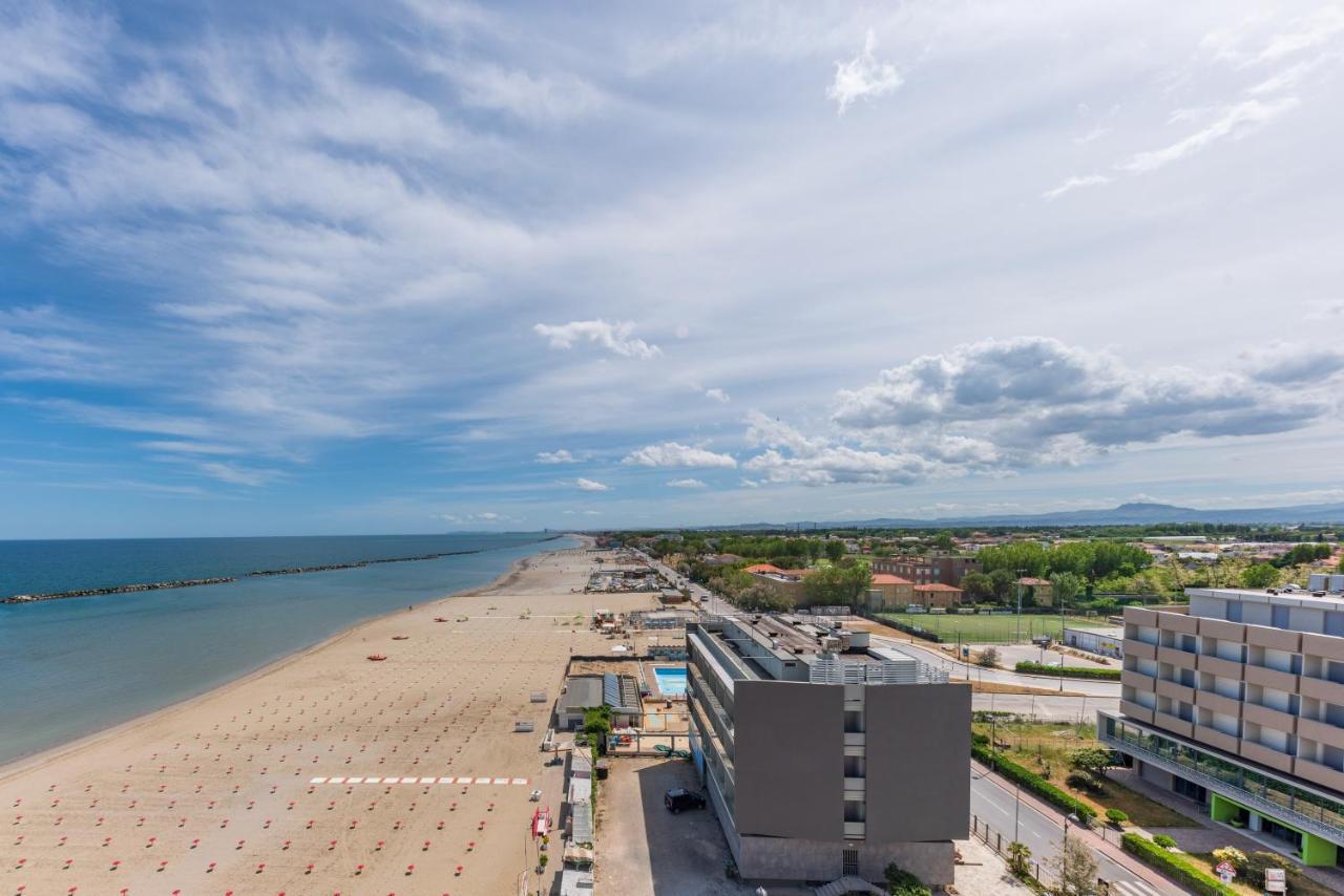 Hotel Majestic Bellaria-Igea Marina Exterior foto